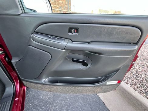 Used 2004 Chevrolet Silverado 1500 LS image 14