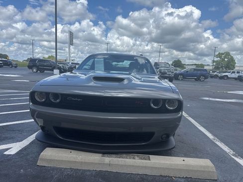 Used 2023 Dodge Challenger R/T Scat Pack RWD image 2