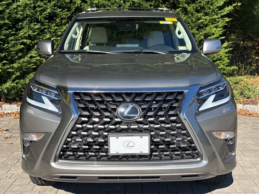 Used 2023 Lexus GX 460 Premium w/ Premium Plus Package AWD/4WD image 2