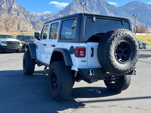 Used 2021 Jeep Wrangler Unlimited Rubicon w/ LED Lighting Group AWD/4WD image 14