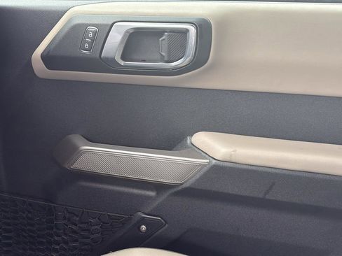 Used 2022 Ford Bronco Wildtrak image 24