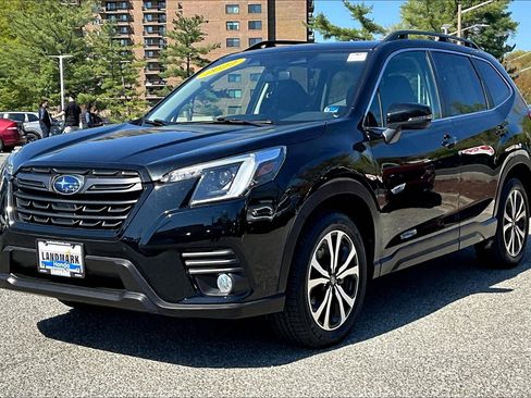 Used 2022 Subaru Forester Limited AWD/4WD image 1