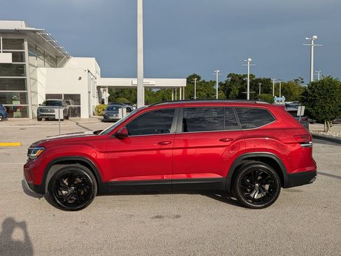 Certified 2022 Volkswagen Atlas SE w/ Panoramic Sunroof Package FWD image 3
