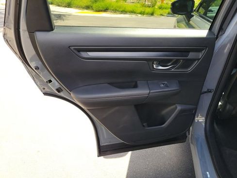 Used 2025 Honda CR-V Sport-L image 16