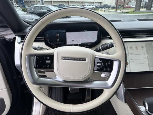 Used 2024 Land Rover Range Rover Long Wheelbase Autobiography AWD/4WD image 22