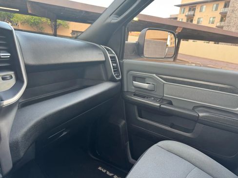 Used 2021 RAM 2500 Big Horn image 42