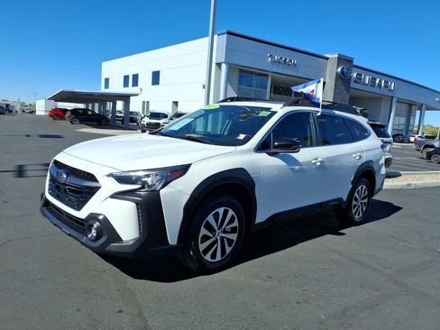 Certified 2025 Subaru Outback Premium w/ Popular Package #1A image 9