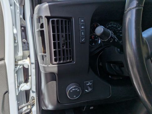 Used 2023 Chevrolet Express 3500 LS RWD image 27