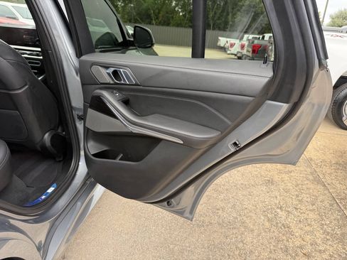 Used 2024 BMW X5 sDrive40i w/ M Sport Package RWD image 16