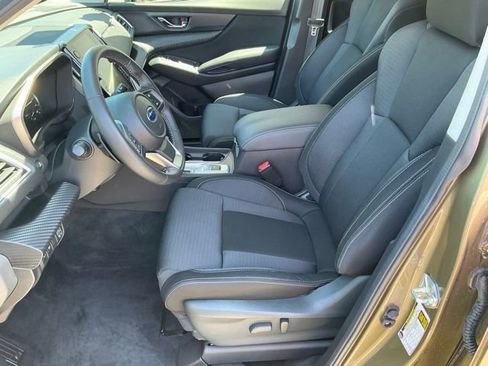 Used 2025 Subaru Ascent Premium AWD/4WD image 12