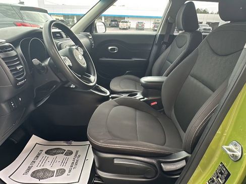 Used 2016 Kia Soul image 10