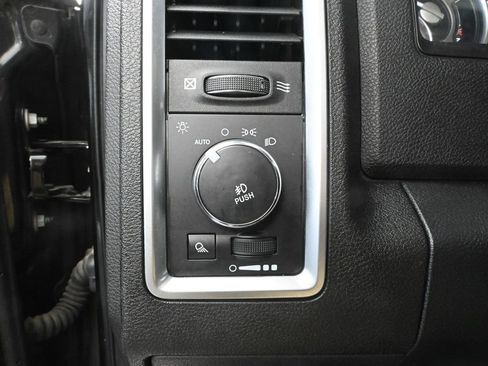 Used 2016 RAM 2500 Limited image 34