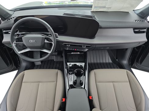 New 2026 Audi Q3 quattro 2.0T AWD/4WD image 9
