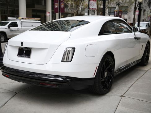 Certified 2025 Rolls-Royce Spectre Black Badge image 6