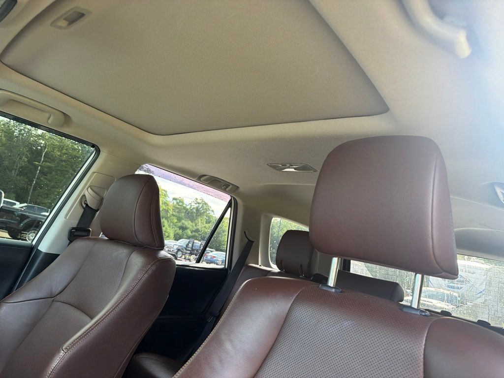 Used 2019 Toyota 4Runner Limited AWD/4WD image 16