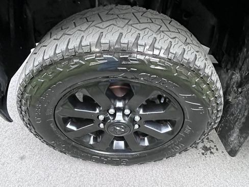 Used 2021 RAM 2500 Big Horn w/ Level B Equipment Group AWD/4WD image 17
