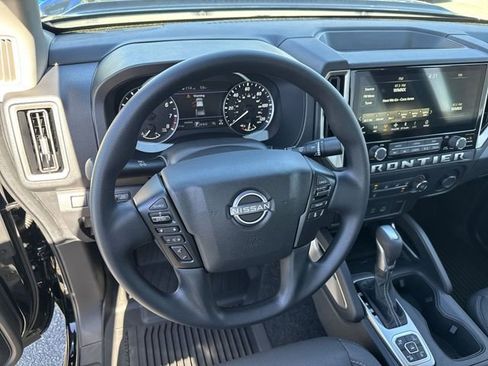 New 2026 Nissan Frontier SV w/ Tow Package image 16