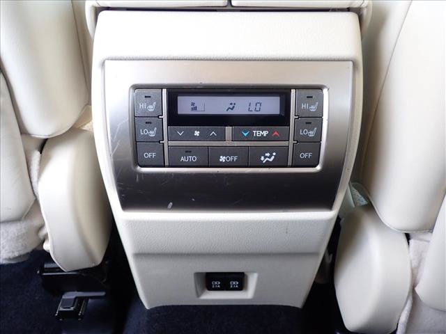Used 2020 Lexus GX 460 Luxury w/ Accessory Package AWD/4WD image 10