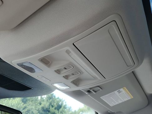 New 2025 Ford Escape Active w/ Active Premium Tech Pack image 23