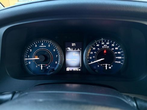 Used 2017 Toyota Sienna XLE Premium image 33