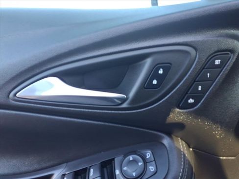 Certified 2023 Buick Encore GX Essence w/ Experience Buick Package image 17