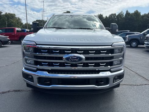 New 2026 Ford F350 Lariat image 23