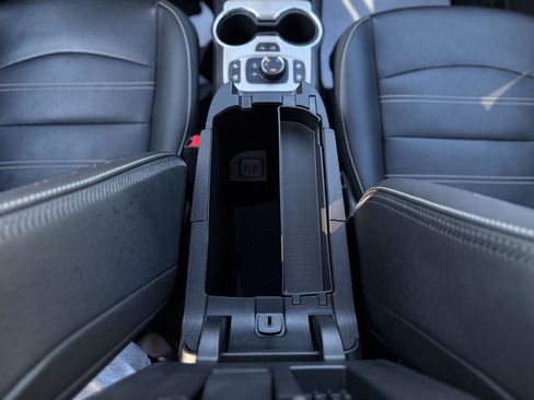 Certified 2024 GMC Terrain Denali w/ Denali Premium Package image 22