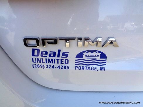 Used 2015 Kia Optima LX image 5