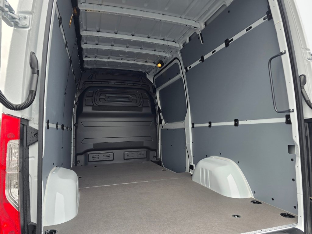 New 2026 Mercedes-Benz Sprinter 2500 image 15