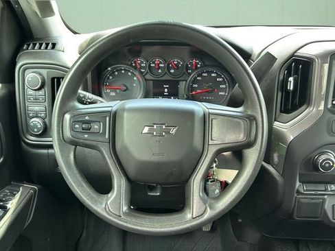 Used 2020 Chevrolet Silverado 1500 Custom Trail Boss w/ Custom Convenience Package AWD/4WD image 17