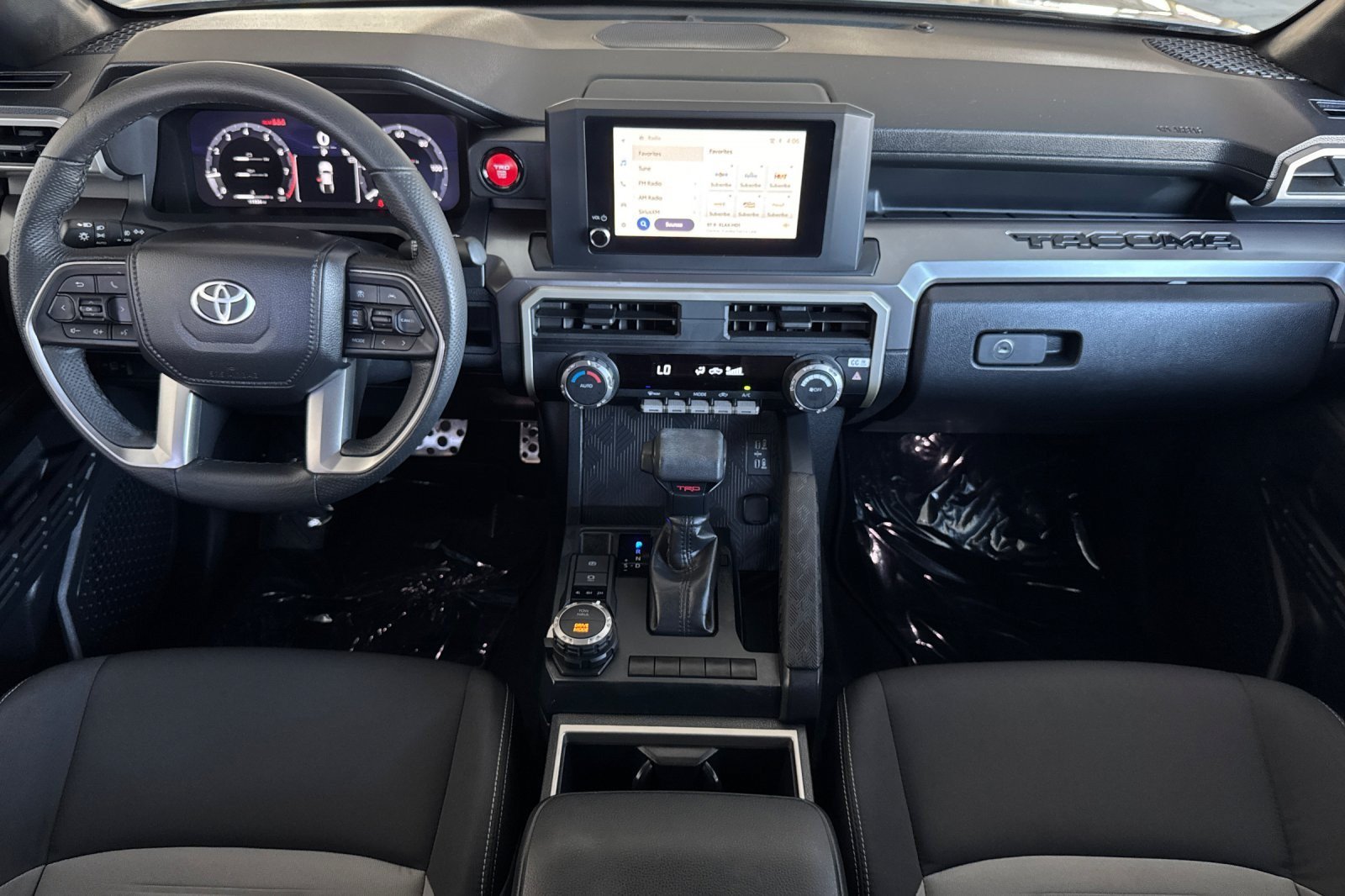 Certified 2025 Toyota Tacoma TRD Sport AWD/4WD image 12