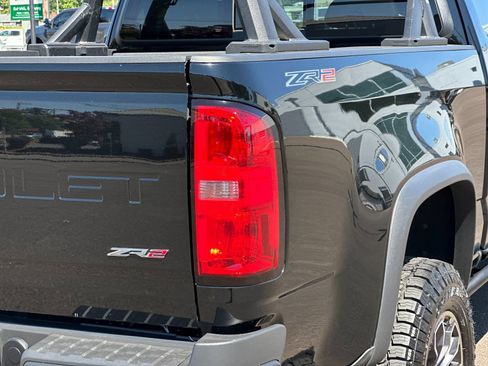 Used 2021 Chevrolet Colorado ZR2 AWD/4WD image 25
