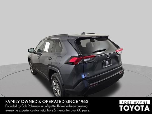Used 2024 Toyota RAV4 XLE AWD/4WD image 9