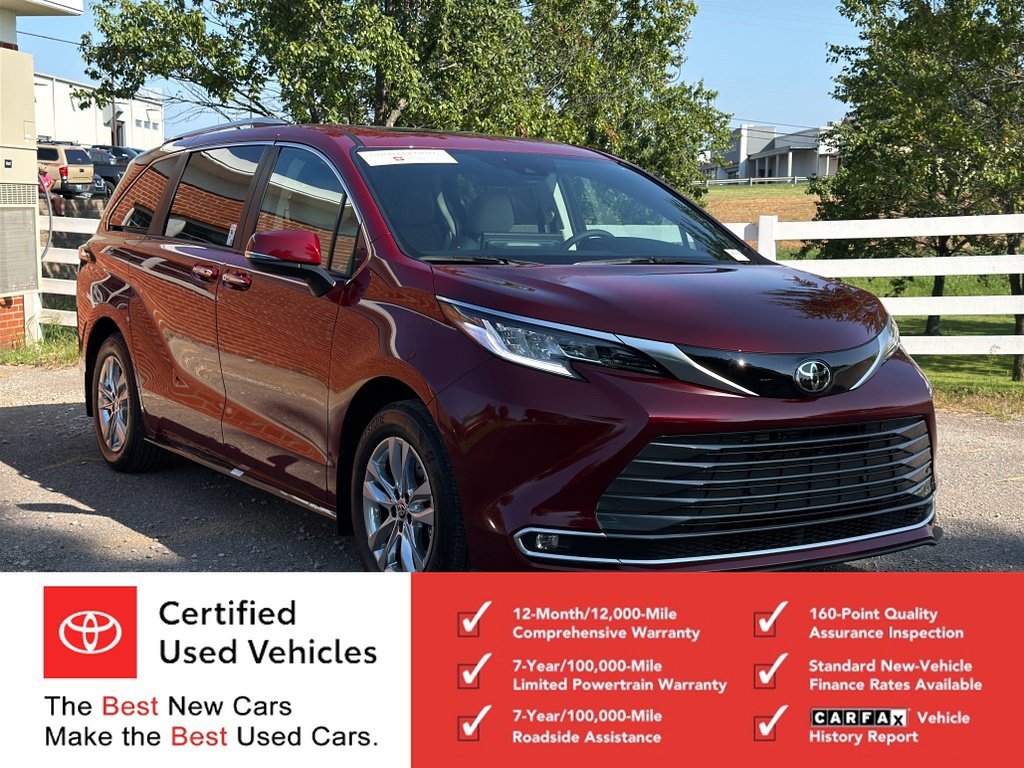 Used 2026 Toyota Sienna Limited AWD/4WD image 1