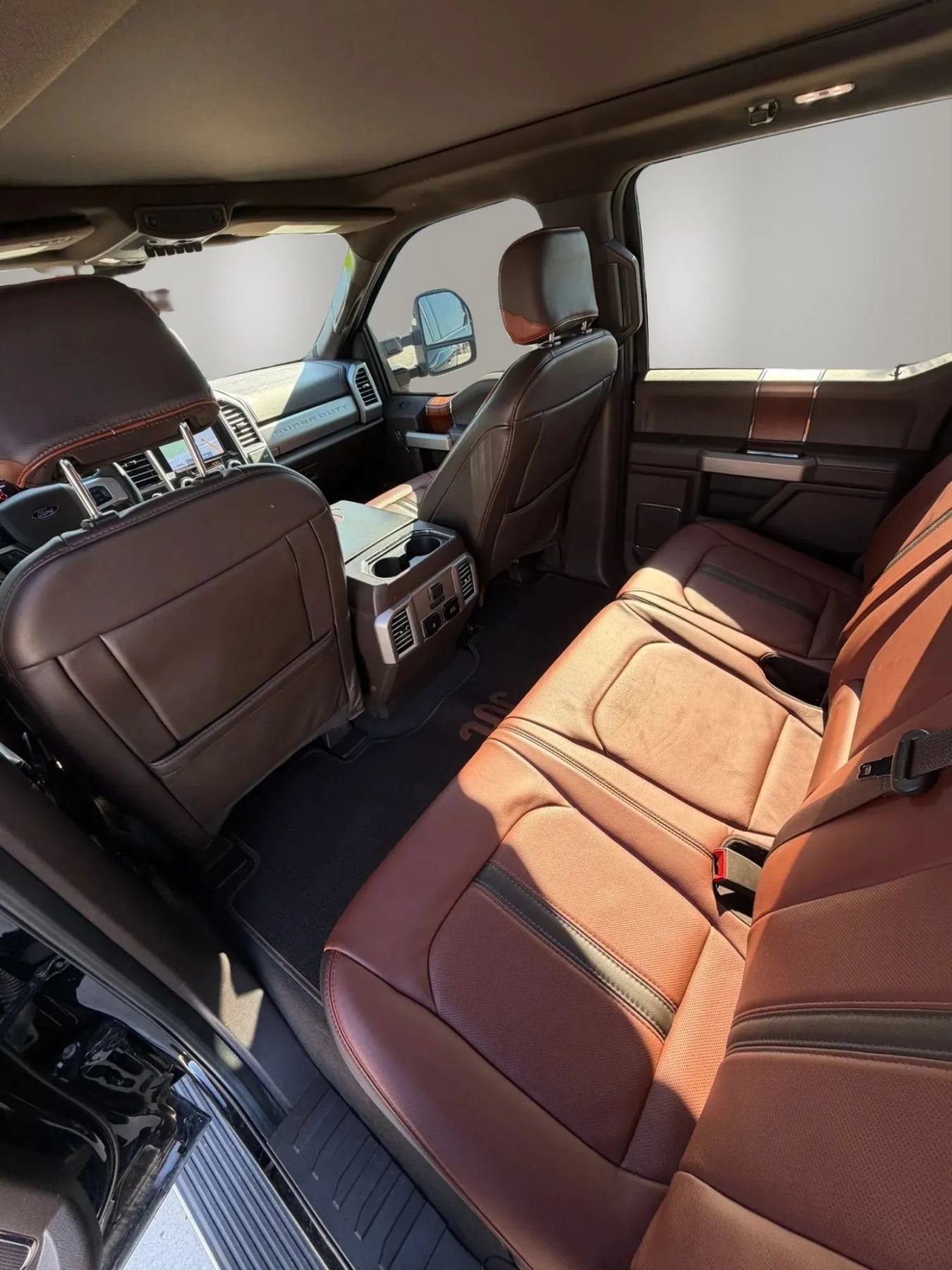 Used 2020 Ford F350 King Ranch w/ King Ranch Ultimate Package AWD/4WD image 15