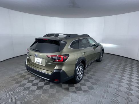 Used 2023 Subaru Outback Premium image 8