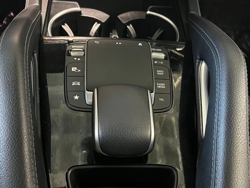 Used 2022 Mercedes-Benz GLE 350 4MATIC w/ Premium Package image 27