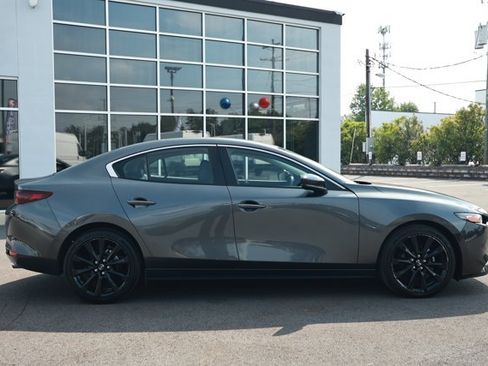Used 2024 MAZDA MAZDA3 s FWD image 4