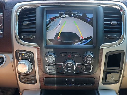 Used 2017 RAM 1500 Laramie w/ Convenience Group image 15