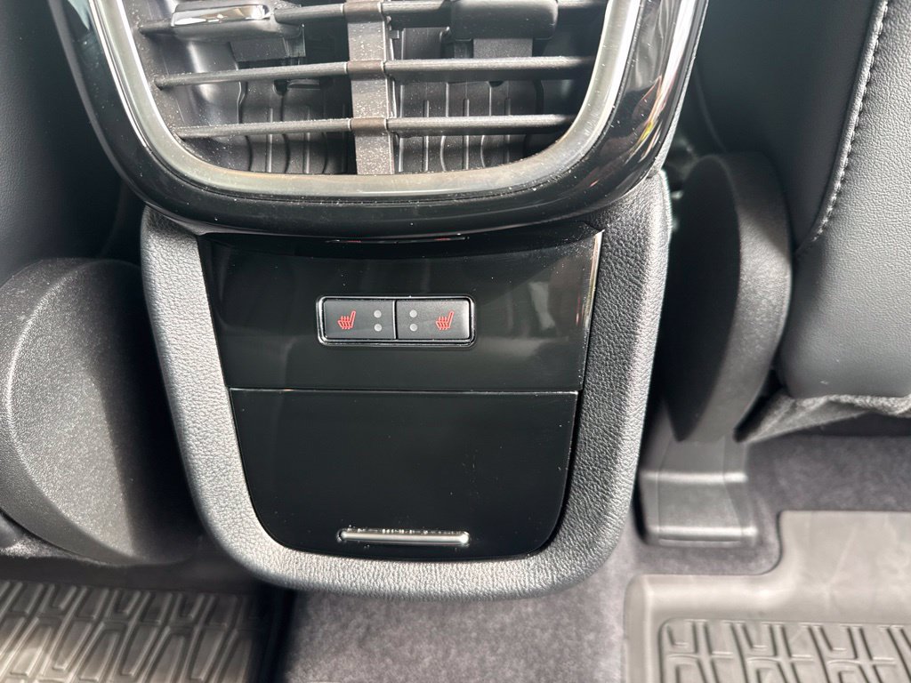 Used 2023 Lincoln Nautilus Reserve AWD/4WD image 17