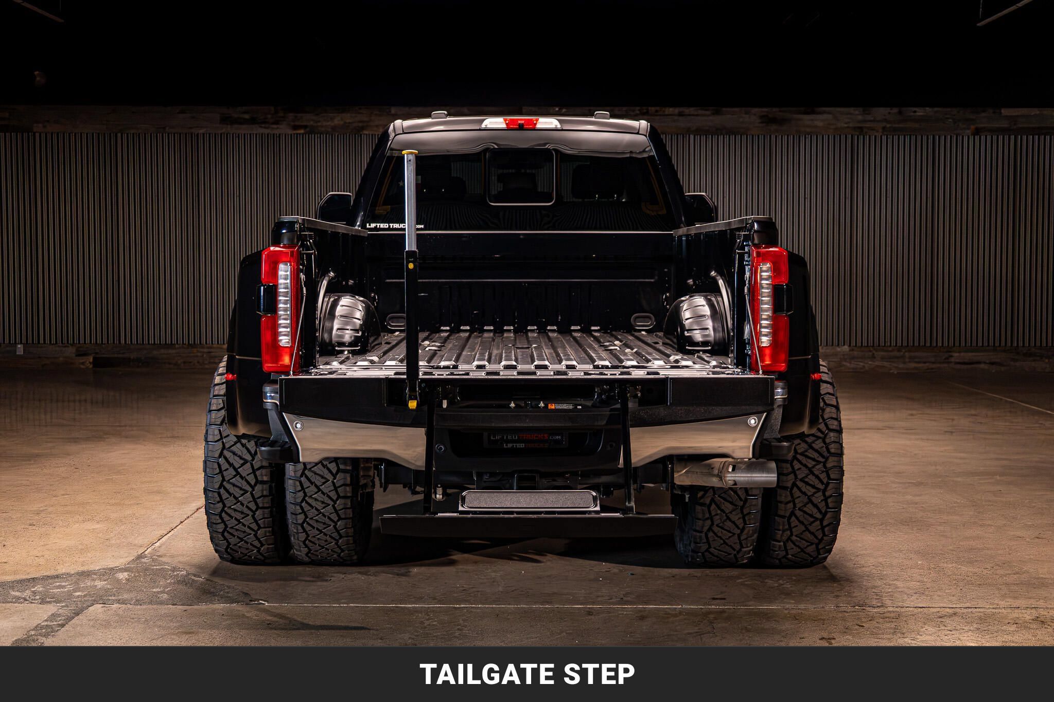 Used 2026 Ford F350 Lariat AWD/4WD image 9