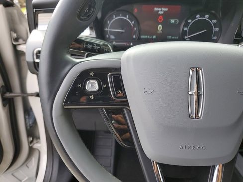 Certified 2020 Lincoln Corsair Standard w/ Convenience Package image 24