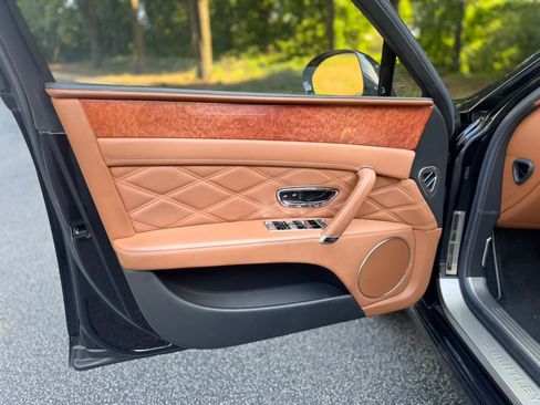 Used 2016 Bentley Flying Spur V8 AWD/4WD image 34