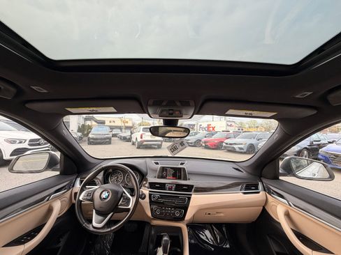 Used 2017 BMW X1 xDrive28i AWD/4WD image 32