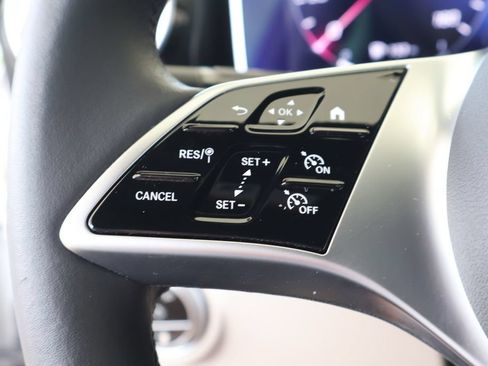 Used 2023 Mercedes-Benz C 300 Sedan image 20