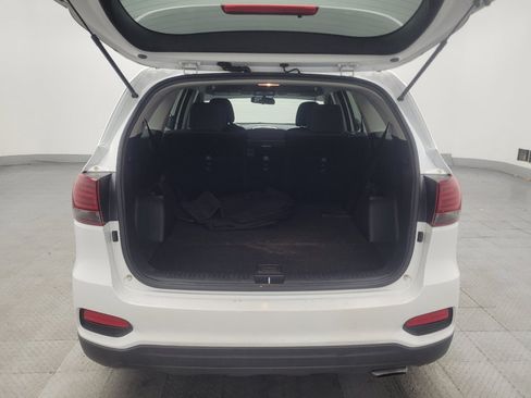 Used 2019 Kia Sorento FWD V6 image 29