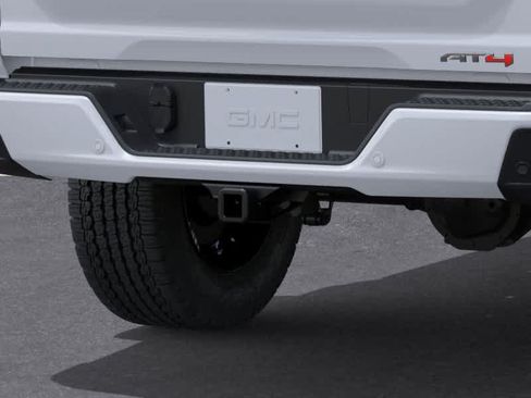New 2026 GMC Canyon AT4 w/ LPO, Skid Plate Package AWD/4WD image 14