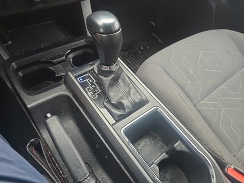 Used 2019 Toyota Tacoma TRD Sport image 13