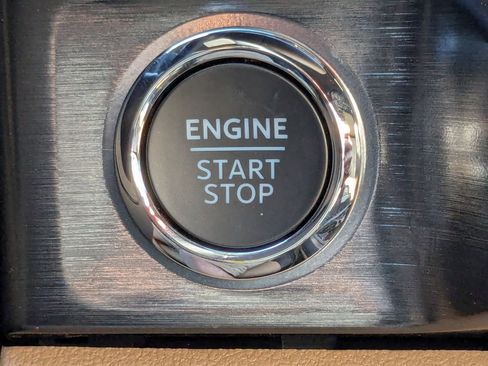 New 2026 Ford F250 Lariat w/ Black Appearance Package image 35