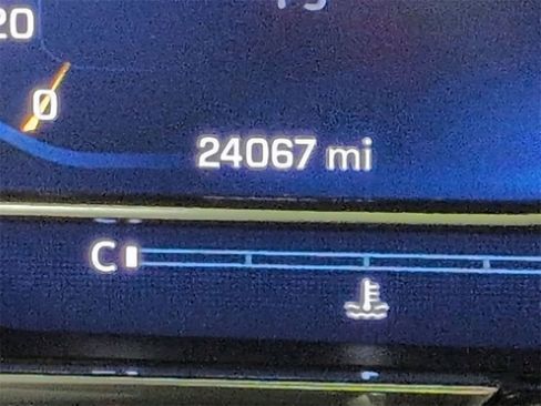 Certified 2024 Chevrolet Silverado 1500 LT Trail Boss w/ Convenience Package II image 12